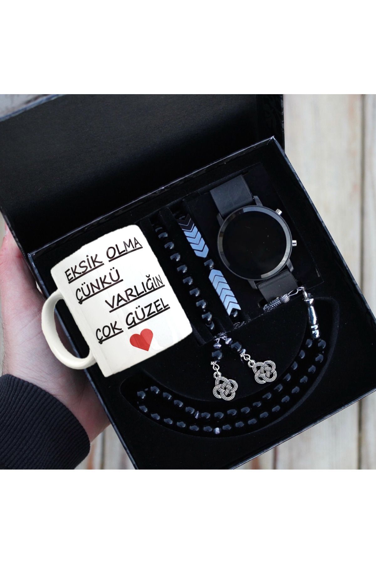 Su Geçirmez Erkek Kol Saati Kupa Bardak Tesbih Ve Bileklik Seti